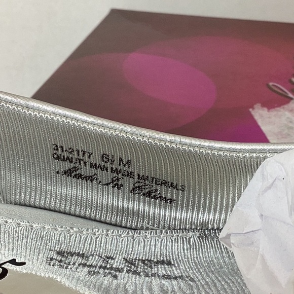 Easy Street® Sayo Pumps - Picture 11 of 12